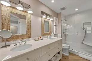 2401 Gulf Shore Blvd N, Naples, FL 34103 - Photo 11