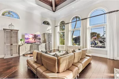 280 Egret Ave, Naples, FL 34108 - Photo 13