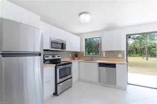 181 22nd St SE, Naples, FL 34117 - Photo 9