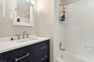 2140 Harbor Ln, Naples, FL 34104 - Photo 19