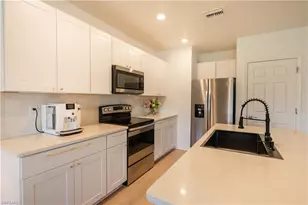 15480 Wildflower Cir, Naples, FL 34119 - Photo 9
