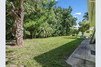 2437 Sunset Ave, Naples, FL 34112 - Photo 23