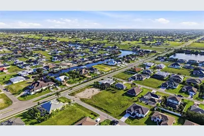 3331 Embers Pkwy W, Cape Coral, FL 33993 - Photo 11