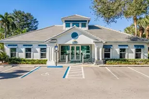 6325 Wilshire Pines Cir, Naples, FL 34109 - Photo 17
