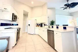 6325 Wilshire Pines Cir, Naples, FL 34109 - Photo 11