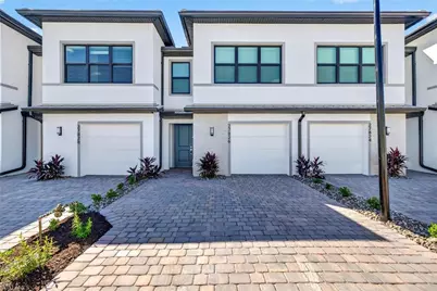 27826 Solis Grande Dr, Bonita Springs, FL 34135 - Photo 15