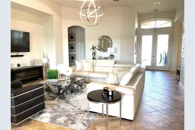 8121 Piedmont Dr, Naples, FL 34104 - Photo 7