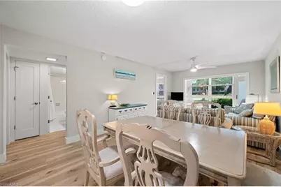 1021 3rd St S #110, Naples, FL 34102 - Photo 5