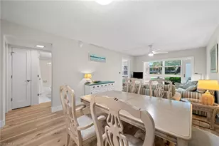1021 3rd St S, Naples, FL 34102 - Photo 5