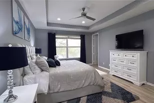 1370 Mariposa Cir, Naples, FL 34105 - Photo 15