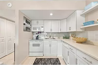 1 Bluebill Ave #605, Naples, FL 34108 - Photo 9
