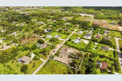 10330 Morningside Ln, Bonita Springs, FL 34135 - Photo 11