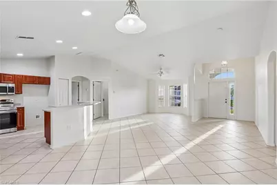 1136 SW 18th Ct, Cape Coral, FL 33991 - Photo 7