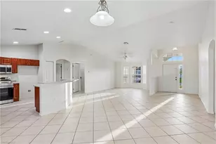 1136 SW 18th Ct, Cape Coral, FL 33991 - Photo 7