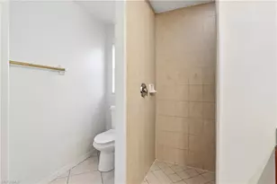 1136 SW 18th Ct, Cape Coral, FL 33991 - Photo 9