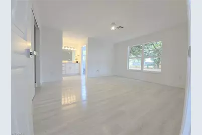 687 Grove Dr, Naples, FL 34120 - Photo 7
