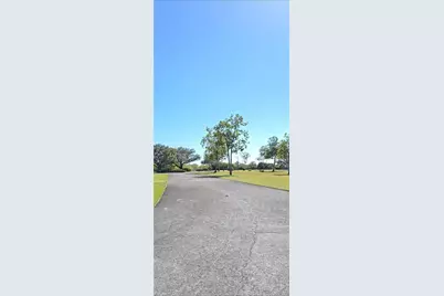 687 Grove Dr, Naples, FL 34120 - Photo 19
