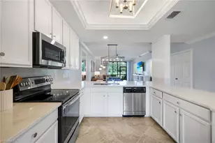 28002 Bridgetown Ct, Bonita Springs, FL 34135 - Photo 5
