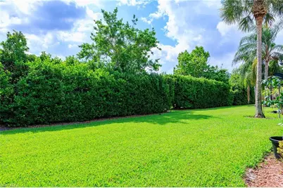 2271 Heydon Cir W, Naples, FL 34120 - Photo 25