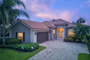 2271 Heydon Cir W, Naples, FL 34120 - Photo 5