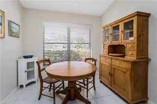 565 Kings Way, Naples, FL 34104 - Photo 11