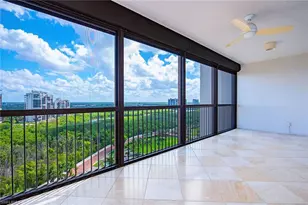 8473 Bay Colony Dr, Naples, FL 34108 - Photo 5