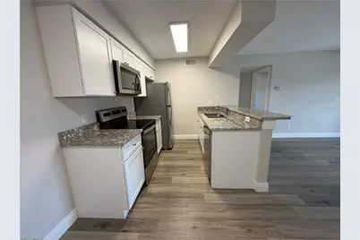 5325 Summerlin Rd #2512, Fort Myers, FL 33919 - Photo 7