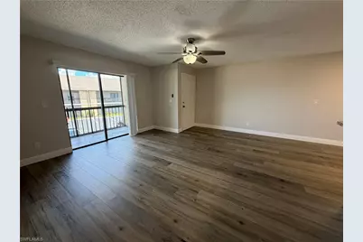 5325 Summerlin Rd #2512, Fort Myers, FL 33919 - Photo 3