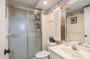 53 High Point Cir W, Naples, FL 34103 - Photo 11