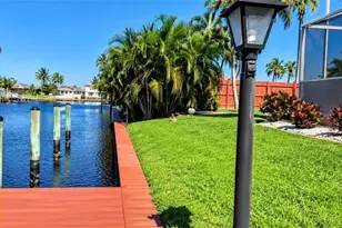 5214 Willow Ct, Cape Coral, FL 33904 - Photo 5