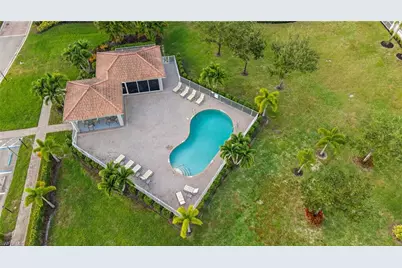 12041 Santaluz Dr #102, Fort Myers, FL 33913 - Photo 29