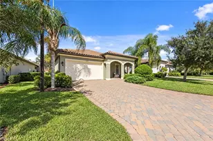 12702 Astor Pl, Fort Myers, FL 33913 - Photo 35