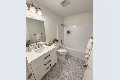 3325 Airport Rd N #B7, Naples, FL 34105 - Photo 5