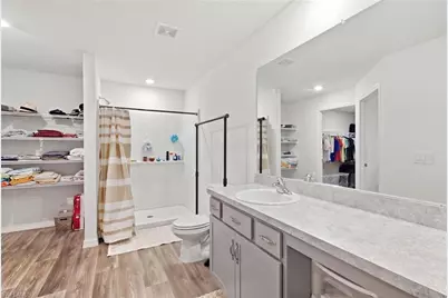 1724 NW 11th Pl, Cape Coral, FL 33993 - Photo 13