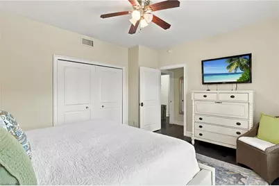 4600 Yacht Harbor Dr #412, Naples, FL 34112 - Photo 33