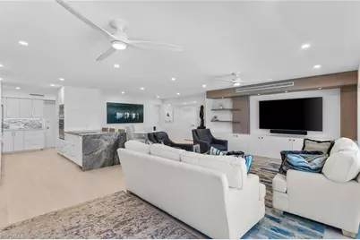 2171 Gulf Shore Blvd N #603, Naples, FL 34102 - Photo 9