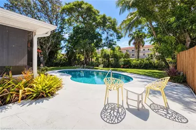 1270 Wisconsin Dr, Naples, FL 34103 - Photo 25