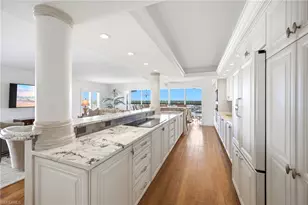 2650 Gulf Shore Blvd N, Naples, FL 34103 - Photo 19