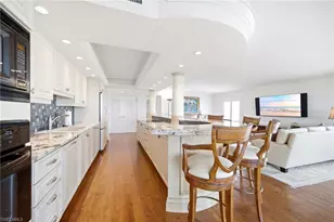 2650 Gulf Shore Blvd N, Naples, FL 34103 - Photo 17