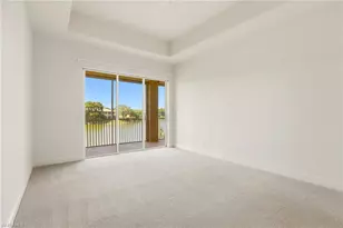 566 Vintage Reserve Ln, Naples, FL 34119 - Photo 31