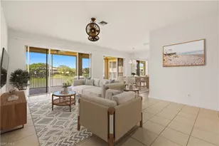 566 Vintage Reserve Ln, Naples, FL 34119 - Photo 3
