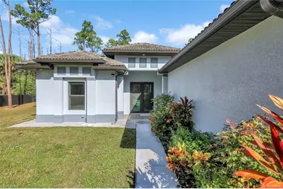 141 20th Ave NW, Naples, FL 34120 - Photo 7