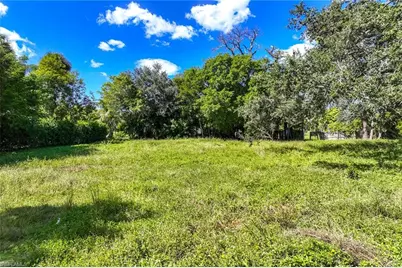 3074 Gordon St, Naples, FL 34112 - Photo 7