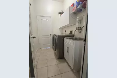 9131 Old Hickory Cir, Fort Myers, FL 33912 - Photo 3