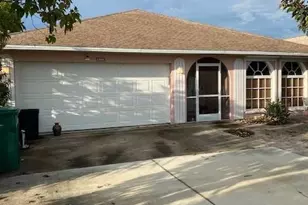 547 109th Ave N, Naples, FL 34108 - Photo 1