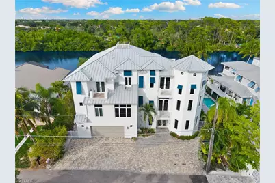 3890 Aloha Ln, Bonita Springs, FL 34134 - Photo 5