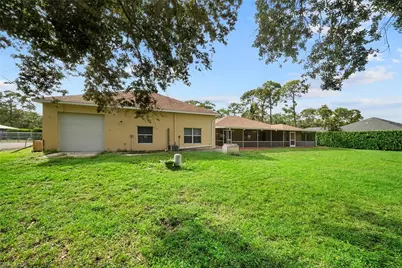 24709 Rodas Dr, Bonita Springs, FL 34135 - Photo 15