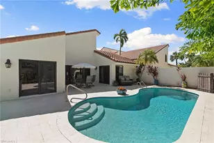 805 Sand Pointe Dr, Naples, FL 34108 - Photo 19