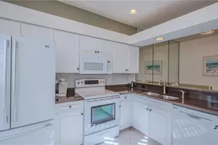 20751 Persimmon Pl, Estero, FL 33928 - Photo 7
