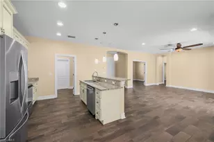 4609 Santiago Ln, Bonita Springs, FL 34134 - Photo 9